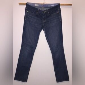Gap 1969 Women's Real‎ Straight Jeans Low Rise Dark wash size 28/6a #412